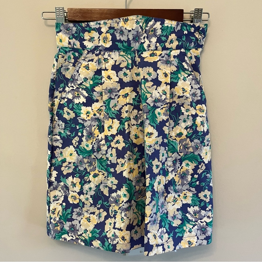 VTG Laura Ashley High Waisted Shorts Sz 6 80’s Pleated Floral Cottagecore Small